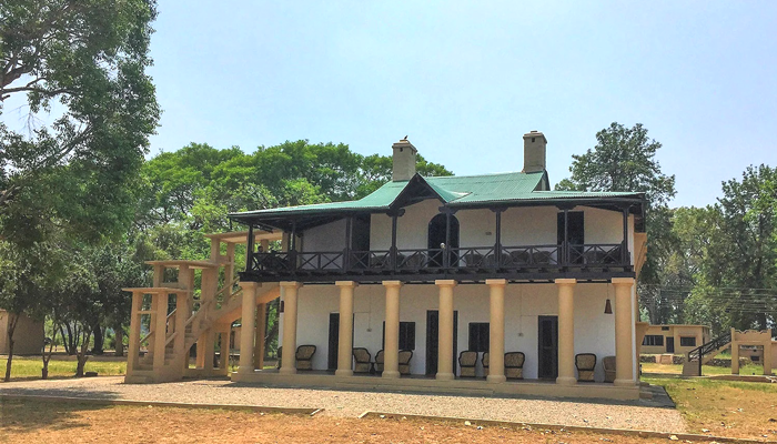 Dhikala Forest Lodge, Jim Corbett National Park