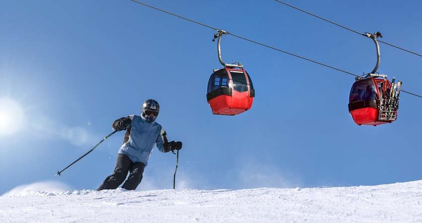 Auli Skiing Tour 